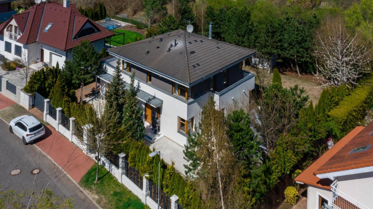 Serenity Prague Villa With Garden Jacuzzi Eksteriør billede